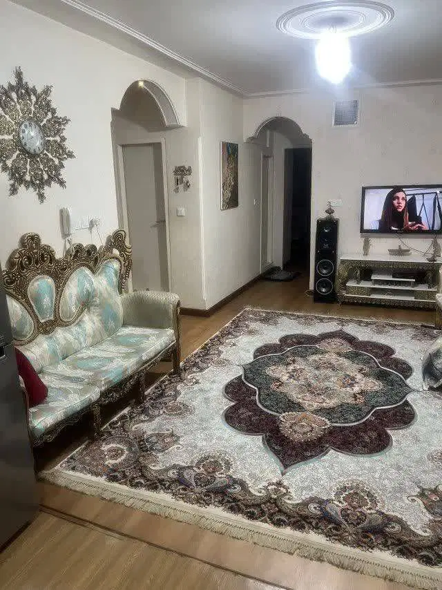 ۶۰ متر ۲ خواب _بازسازی شده و تمیز _ هلال احمر