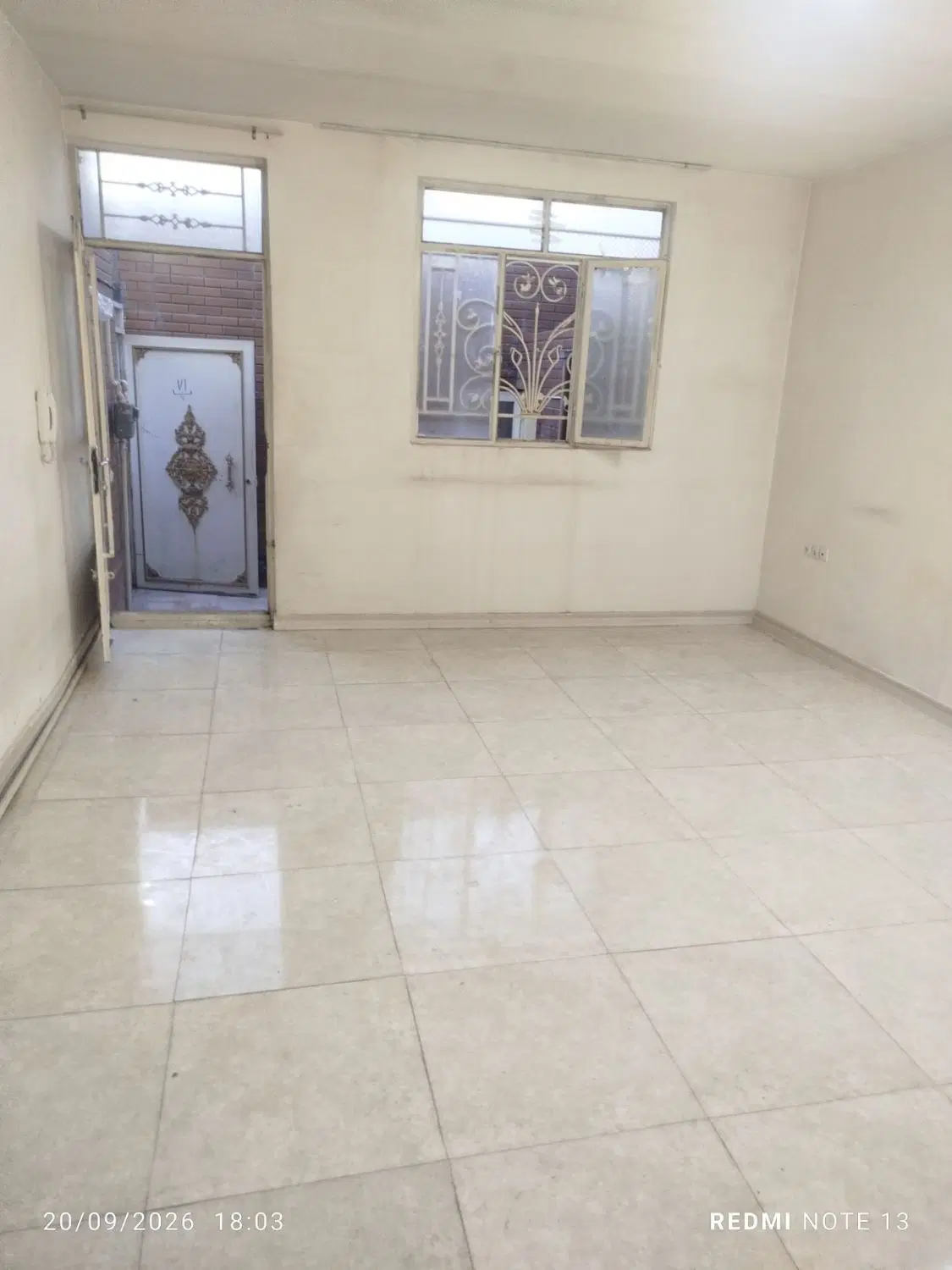 خونه دربست منتظر چی هستی بگو