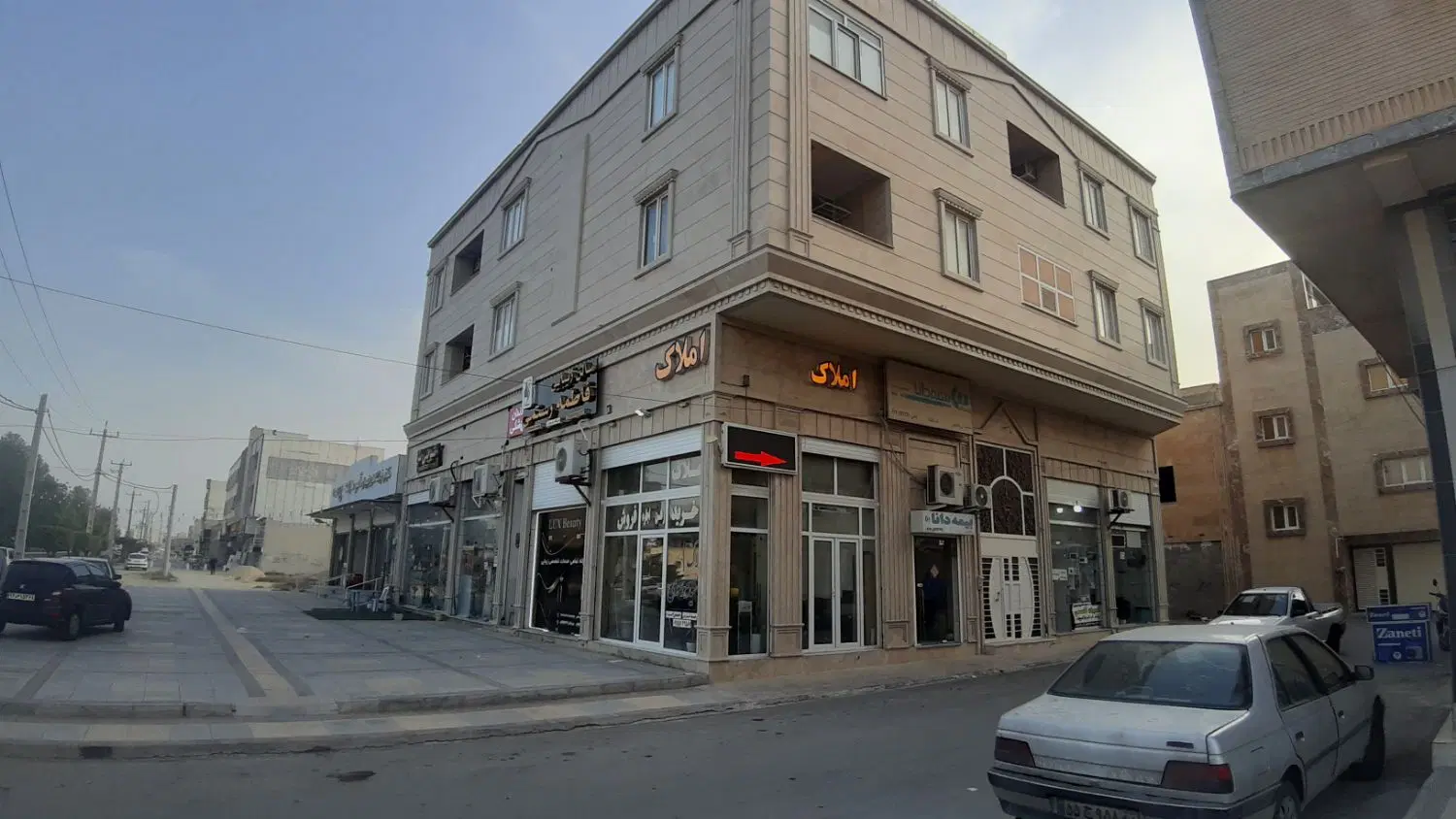 آپارتمان لوکس عالیشهر