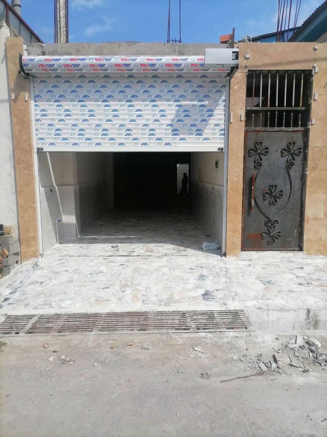 انبار نوساز ۱۲۰متری اجاره جرجان ۱۸