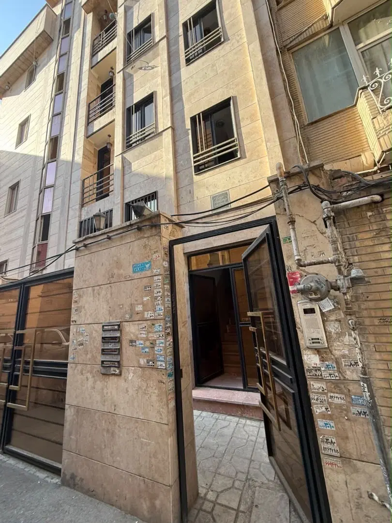 ۴۵ متر تاپ‌لوکیشن تک‌واحدی پارکینگ