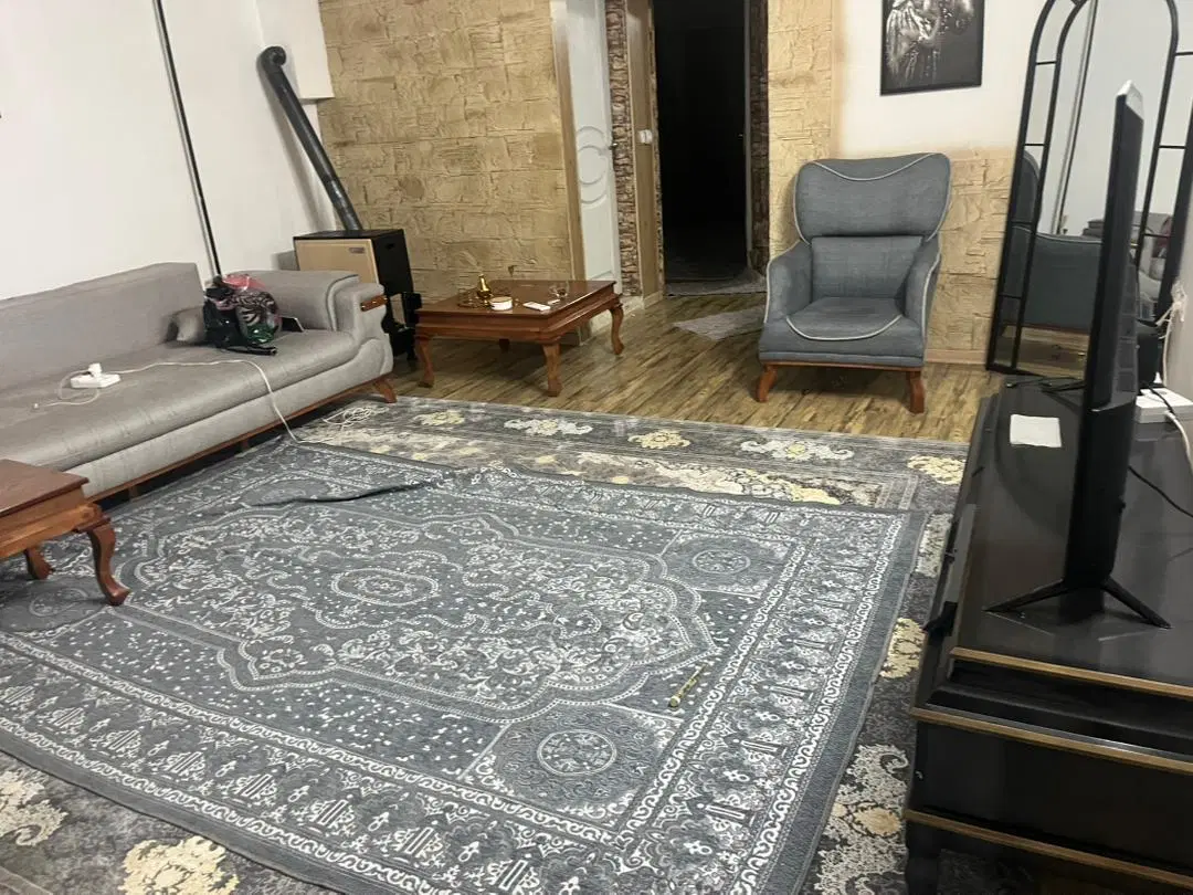 ۸۰ متری ، دوخواب، اندیشه