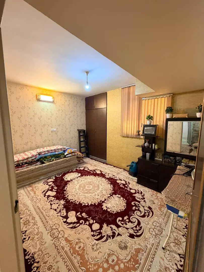 اپارتمان ۱۱۰ متر ۲ خواب بزرگ و تمیز