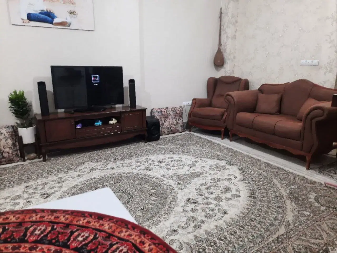 فروش واحد مسکونی با قیمت و امکانات بسیار مناسب