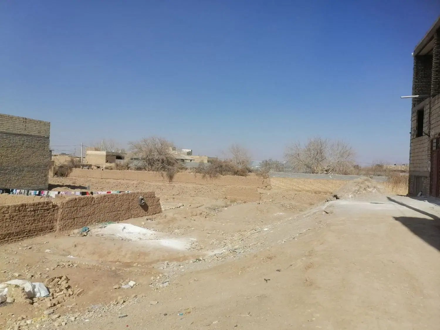 زمین حسین آباد ریسمانی