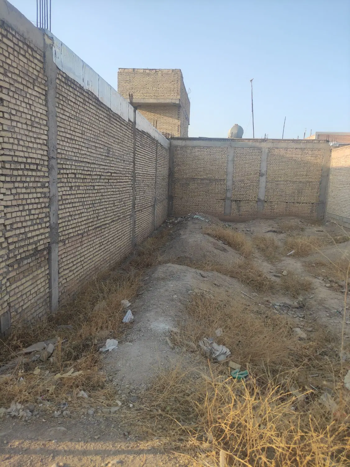 زمین 85 متری بهار چهار