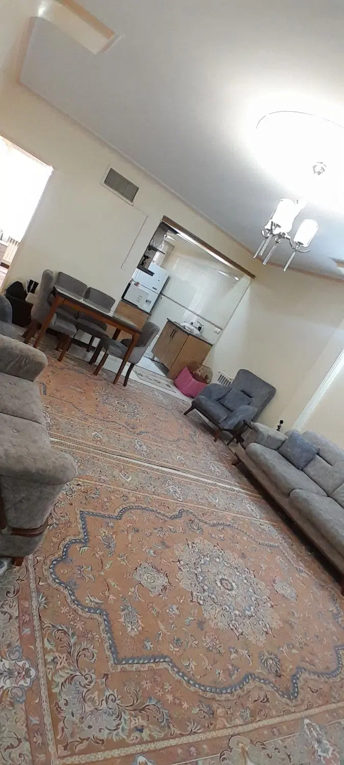 رهن و اجاره آپارتمان ۶۷متری با پارکینگ
