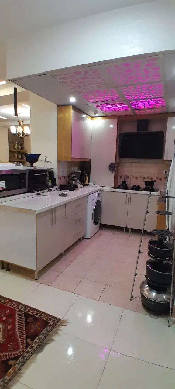 یک خوابه 62متری صدرا فاز یک