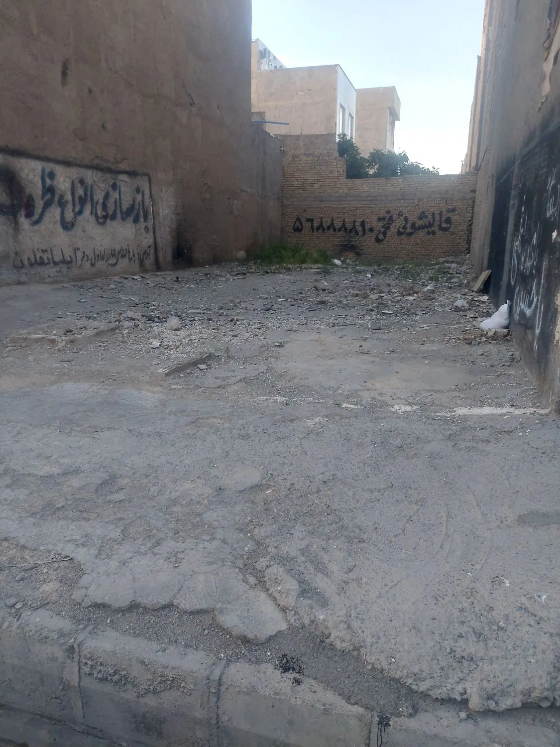 زمین تجاری مسکونی