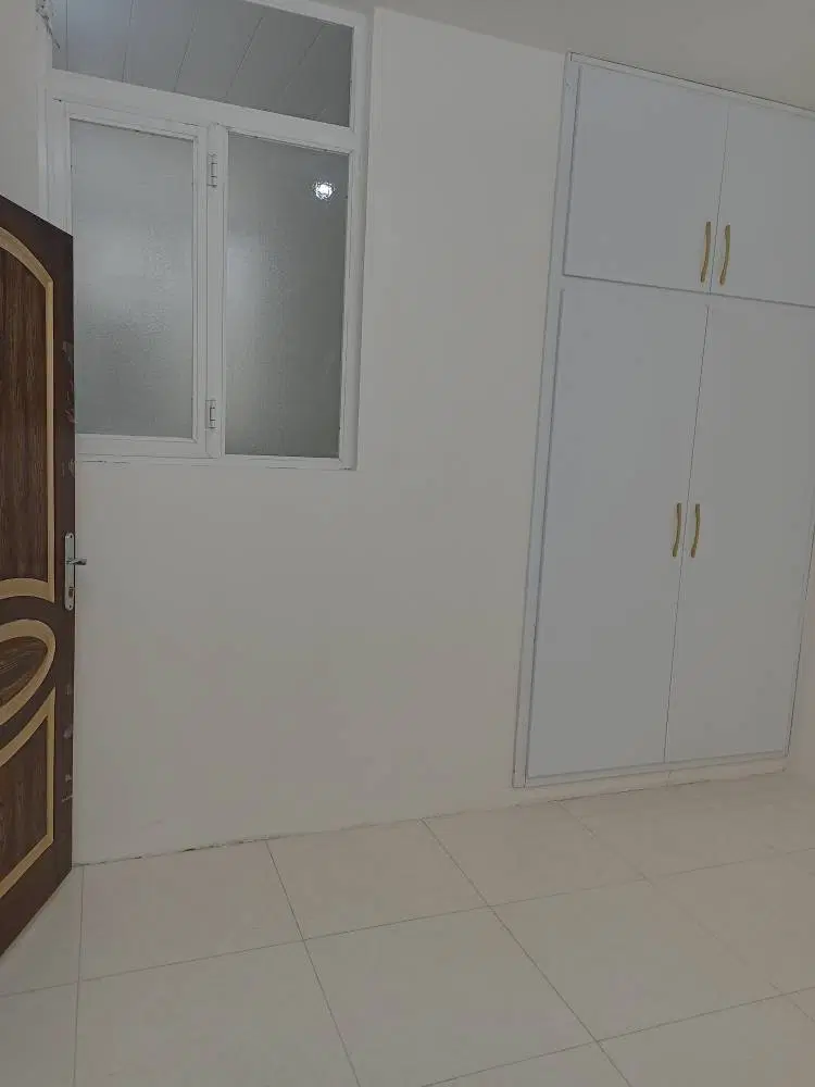 فروش یک واحد آپارتمان ۲۰۰متری