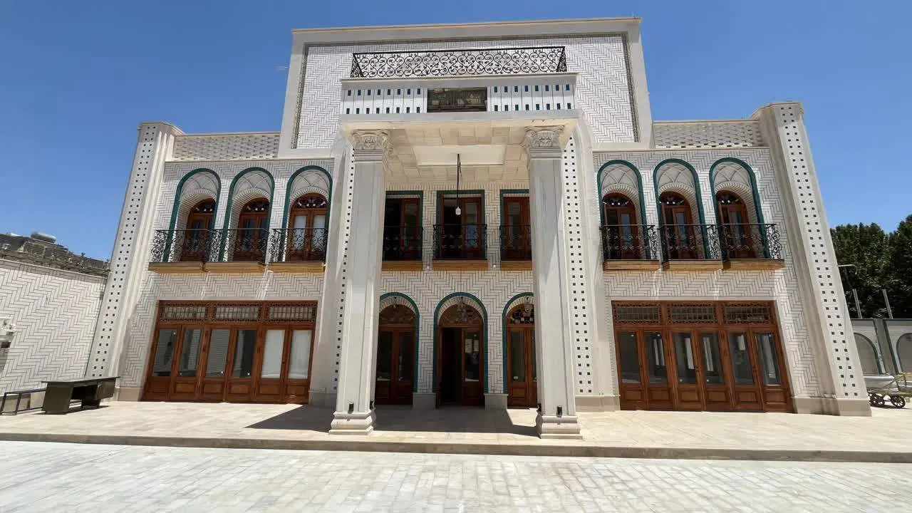 باغ امارت اشرافی در تاپ لوکیشن