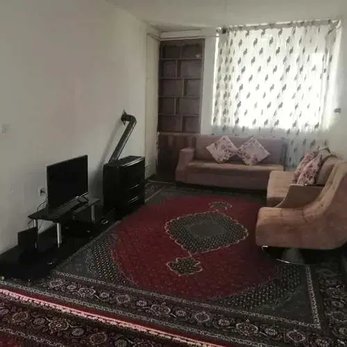 همخونه میپذیرم