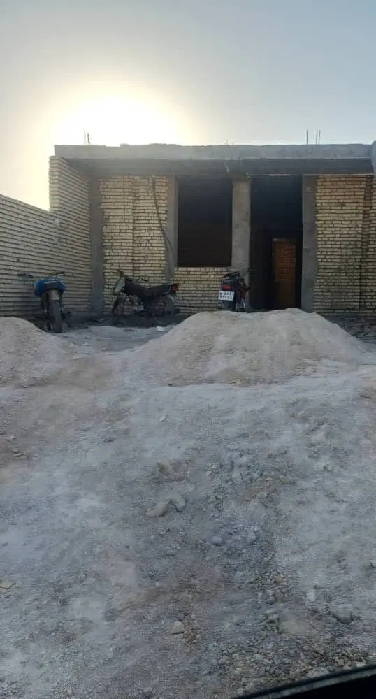 خانه نیمه ساز در رامشیر