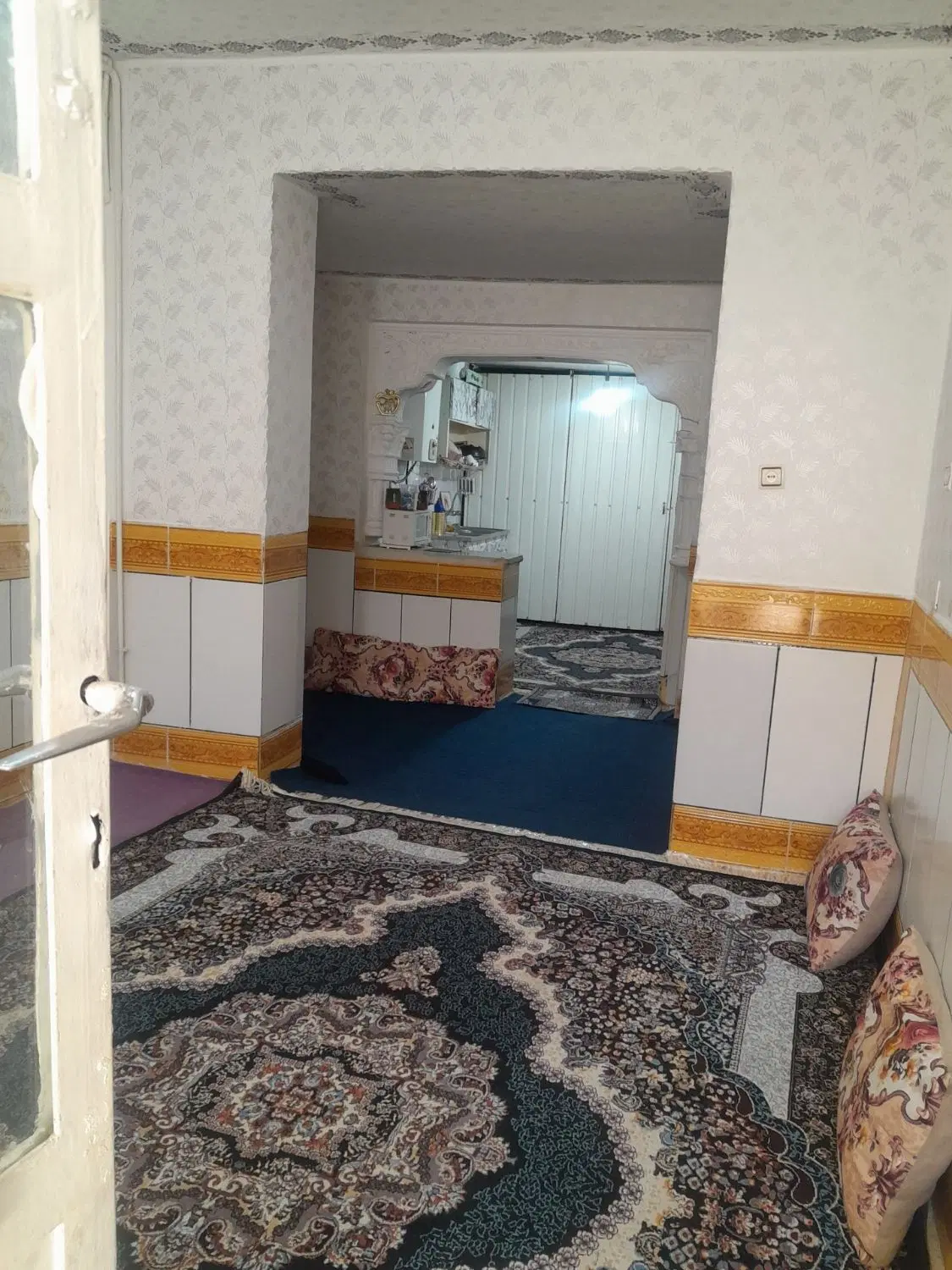 خانه ۵۵ متری در جماران دورود رسالت ۱۷