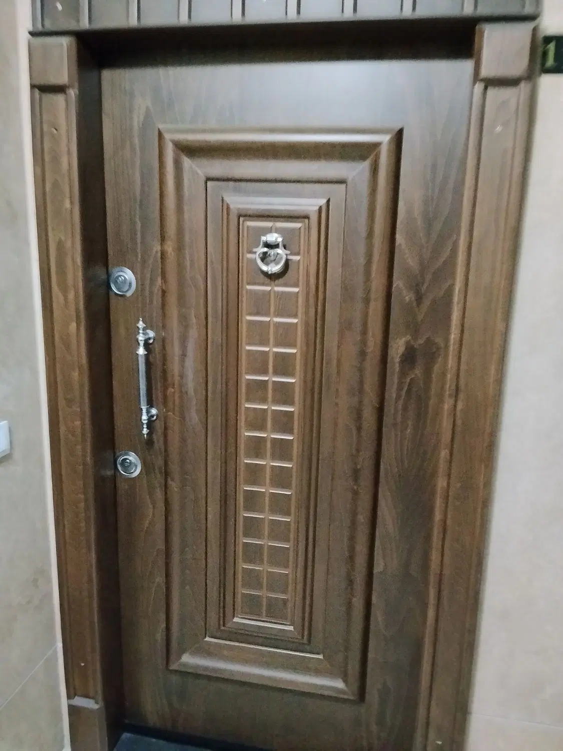 89متری دو خوابه فول امکانات.