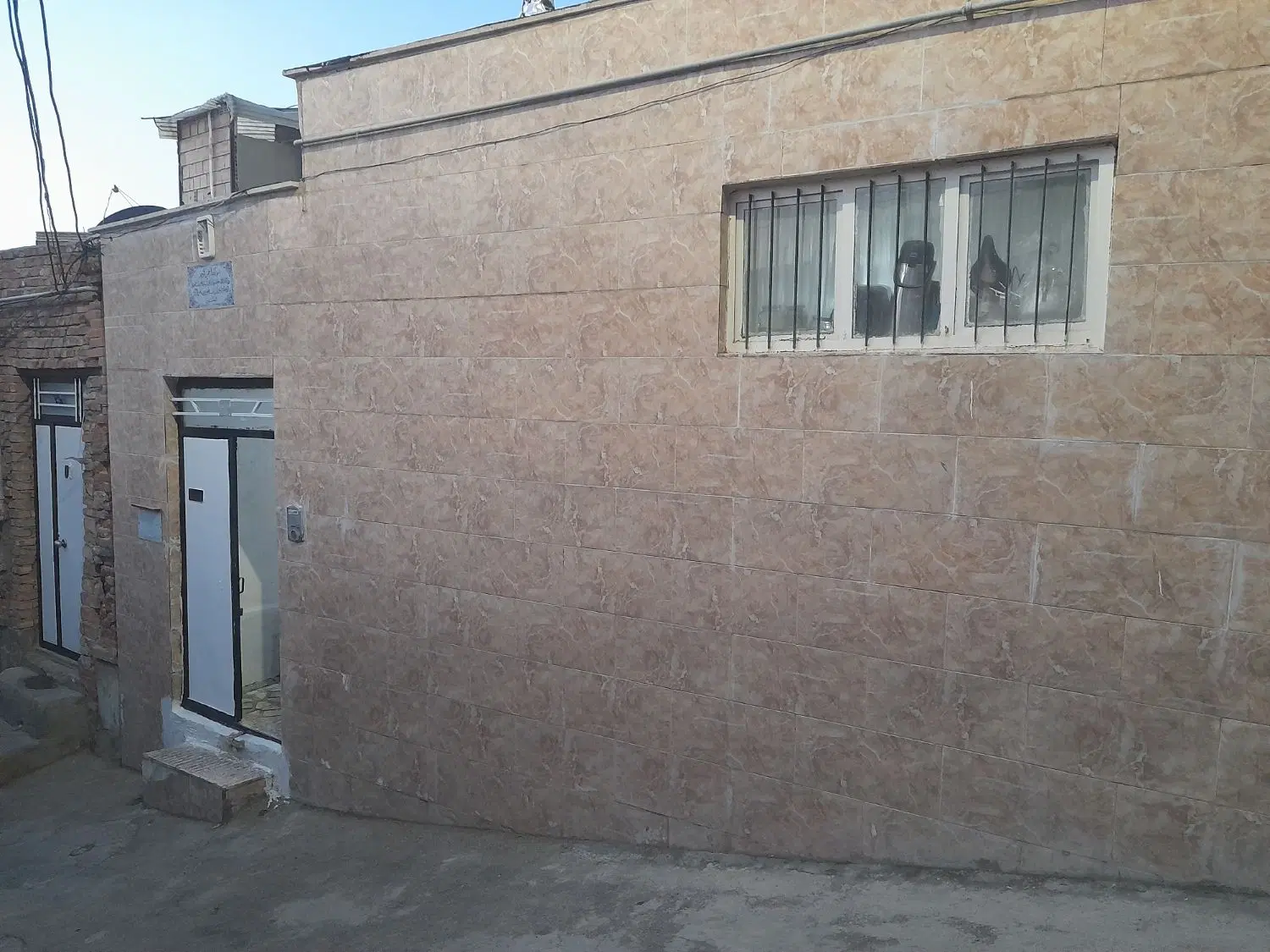 حیاط،شخصی.۱۱۵مترمربع،دررواسان،اندیشه
