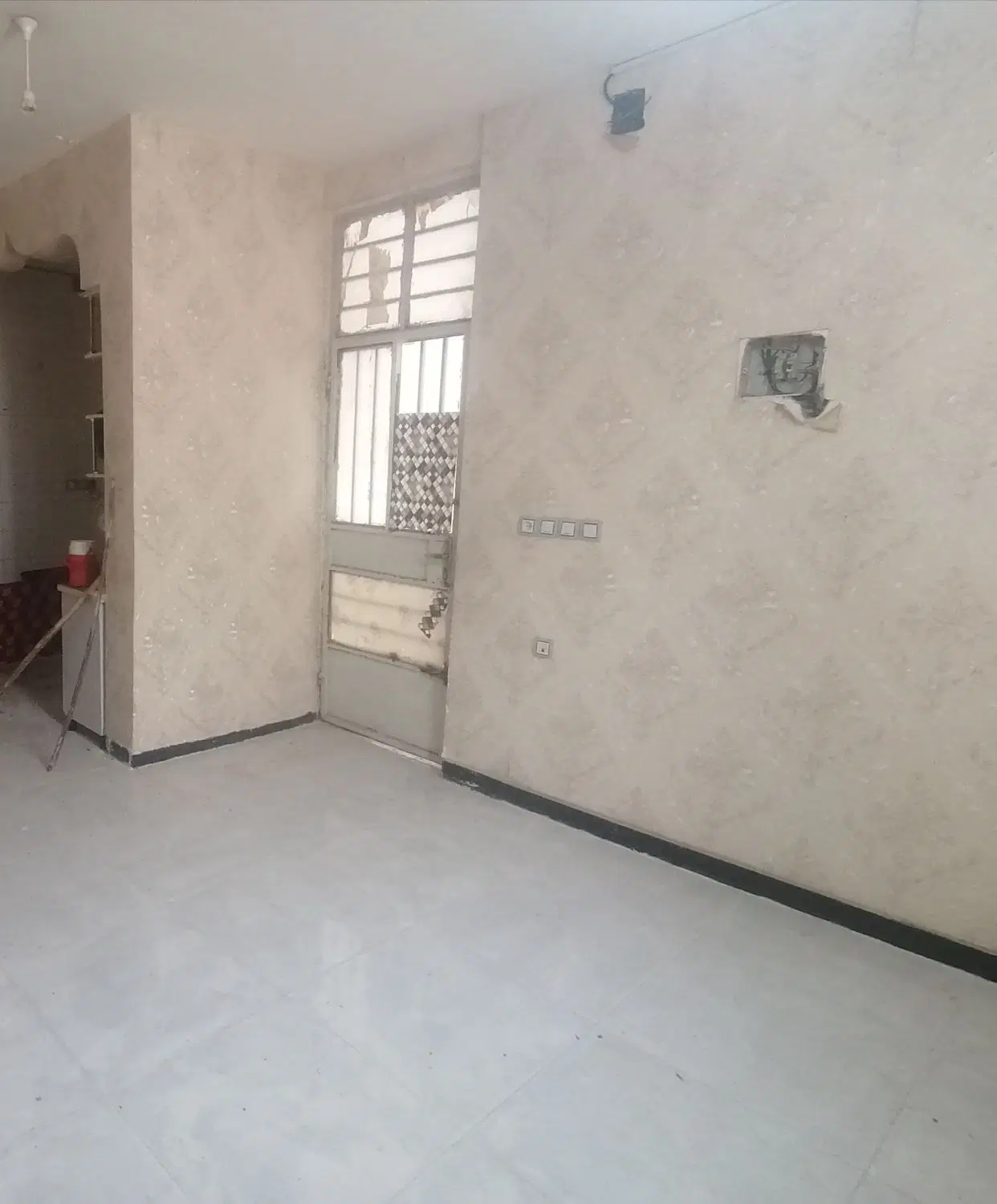 خانه همکف70متری تمیز