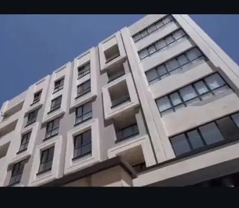 تک واحدی فوق لوکس،سفیر شمالی