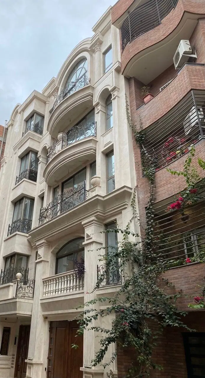 فروش آپارتمان ۲۴۰ متر ۴ خواب میرزمانی