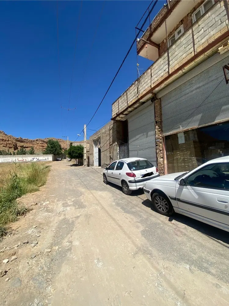 مغازه ۱۸ متری واقع در میدان آرپادرسی
