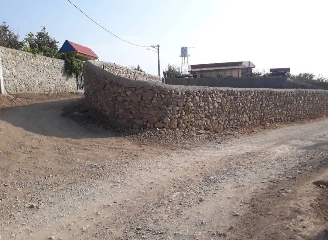 سه قطعه زمین ششصد متری در روستای فشند