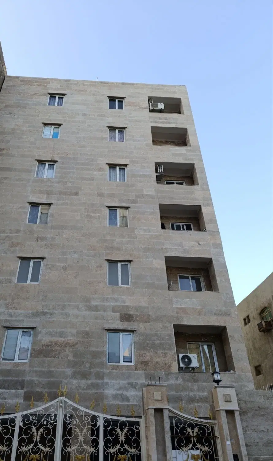 اجاره واحد دو خواب آزادشهر