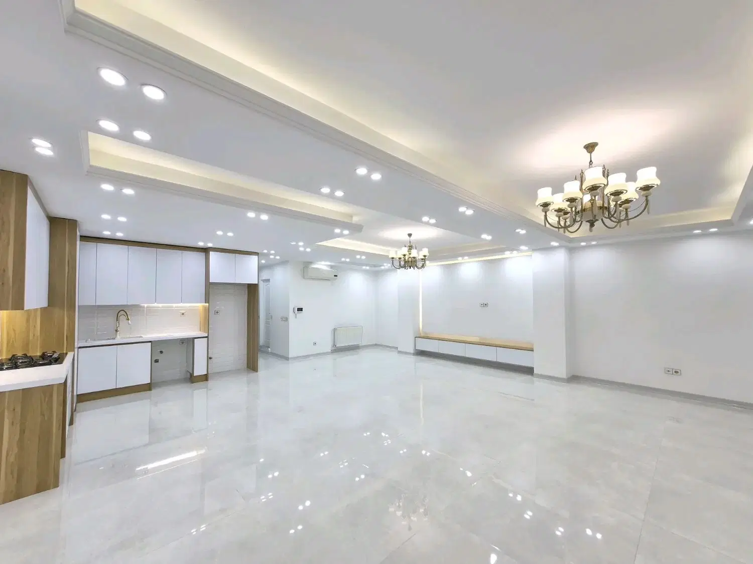 ۹۵متر فول امکانات با نقشه ۱۲۰متری .بدون پرتی