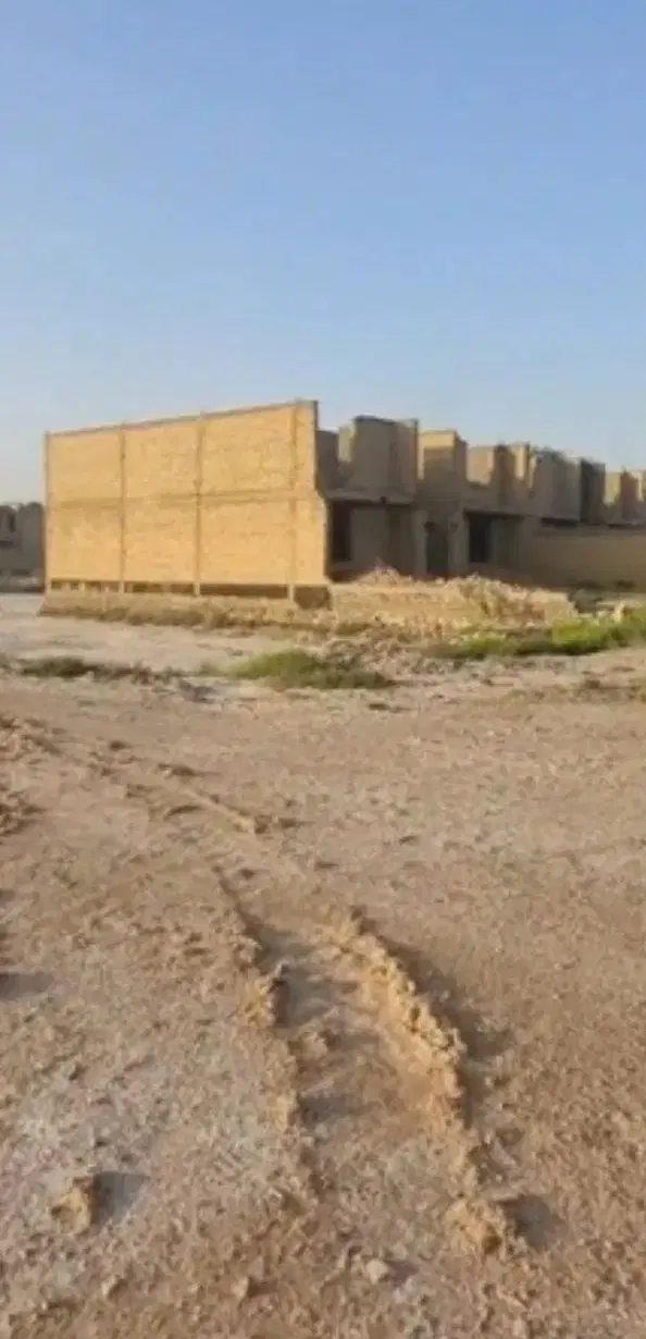 واحد نیمه کاره تعاونی دانشگاه پزشکی مهدیس