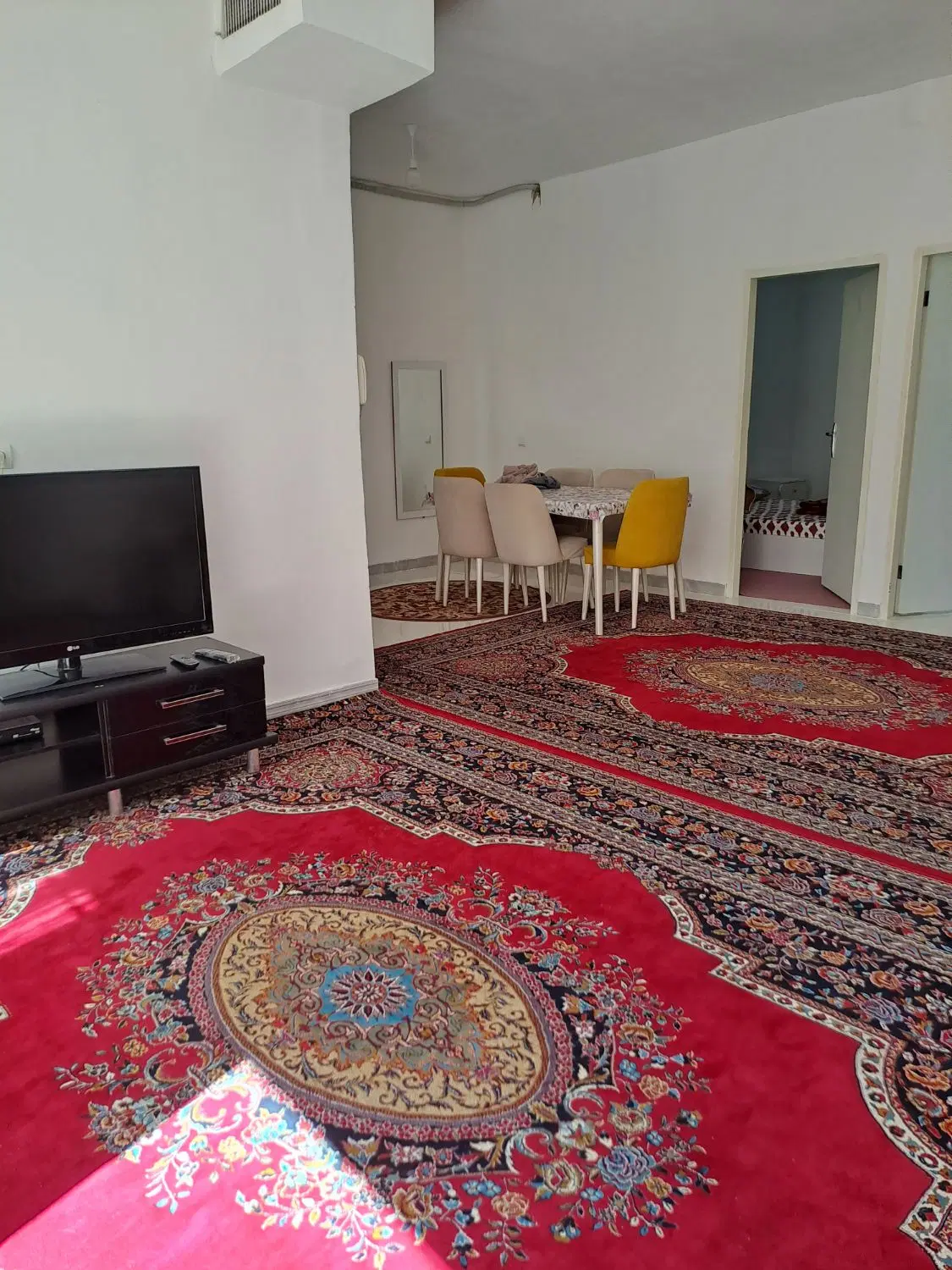 خانه مبله دربلوارطاقبستان