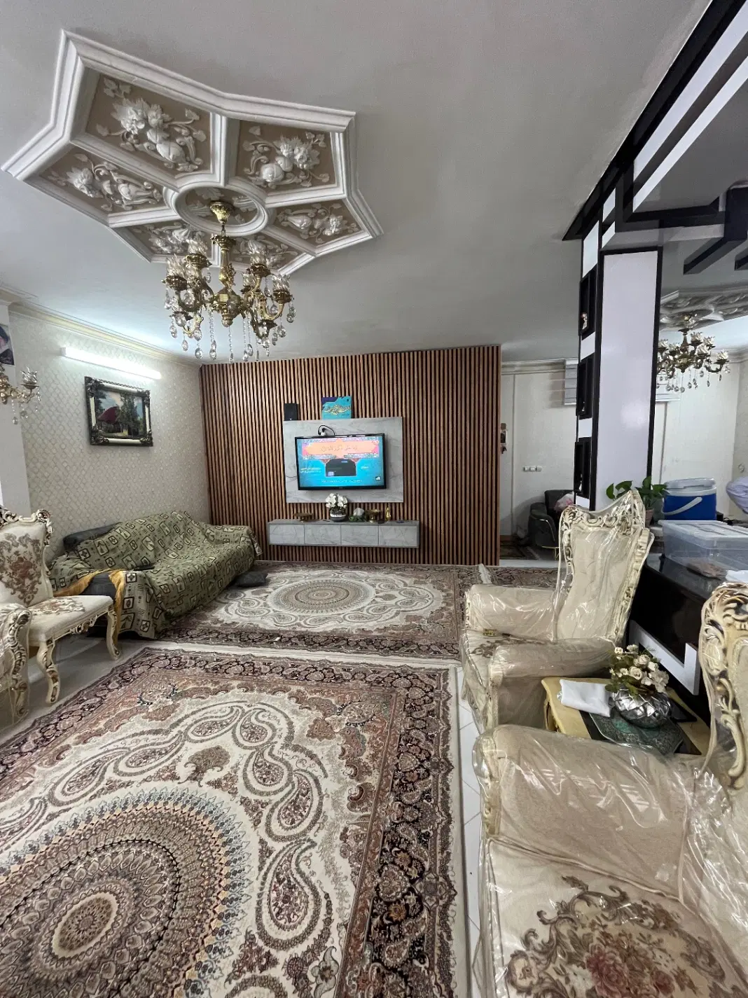 اپارتمان ۱۰۵ دو خواب پارکینگ سند ملک
