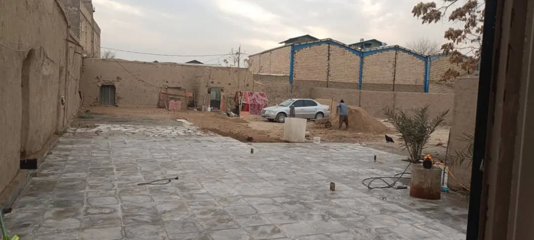 1225 متر قلعه قدیمی