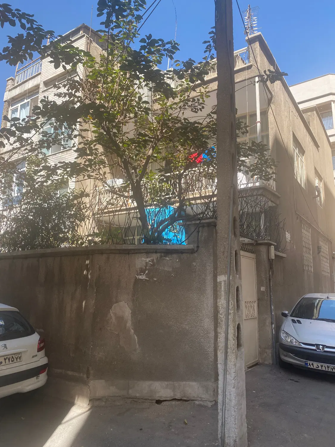 خانه کلنگی ۱۲۶متری مجیدیه شمالی