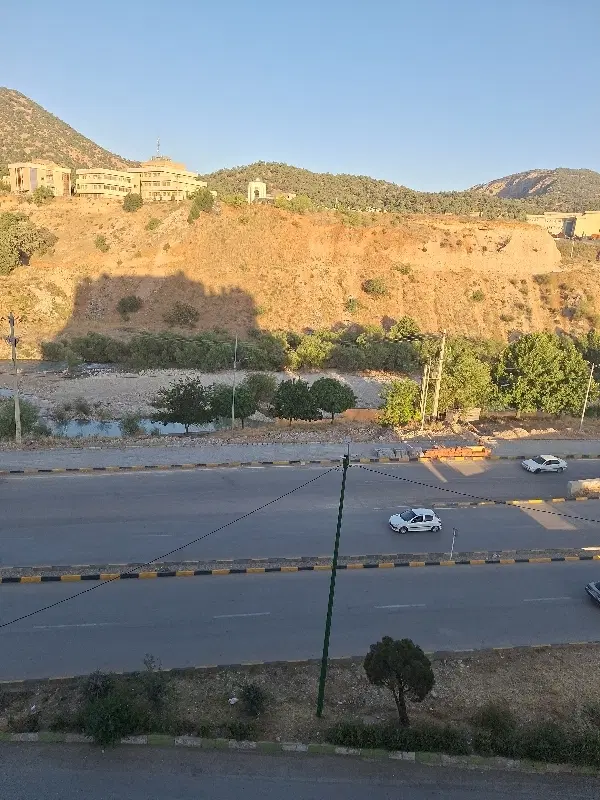 فروش زمین  ۲۰۰ متری پیام نور استانداری