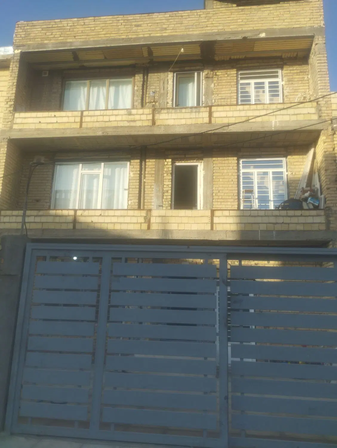 فروش منزل گویم سه خوابه