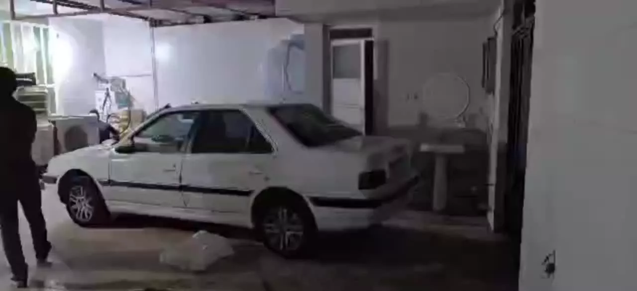 فروش خانه ویلایی۳۰۰متری
