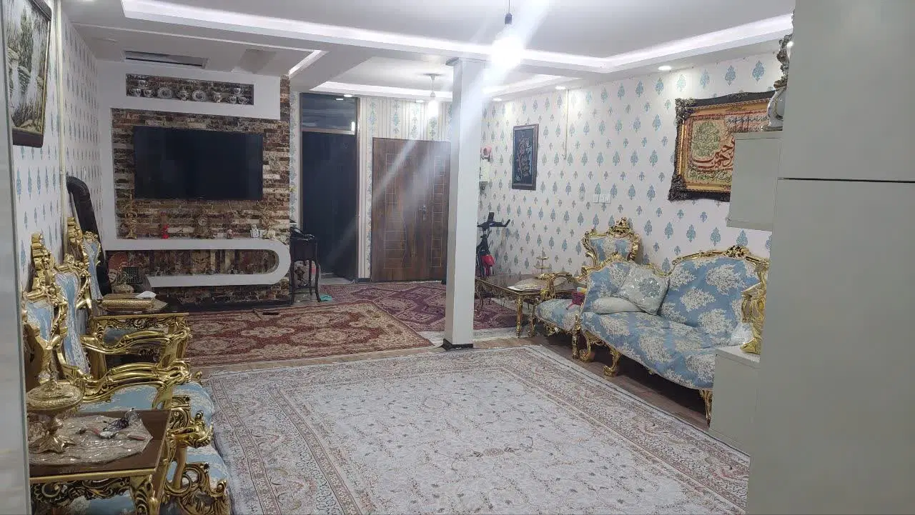 ویلایی دوطبقه مستقل بازسازی شده شیک