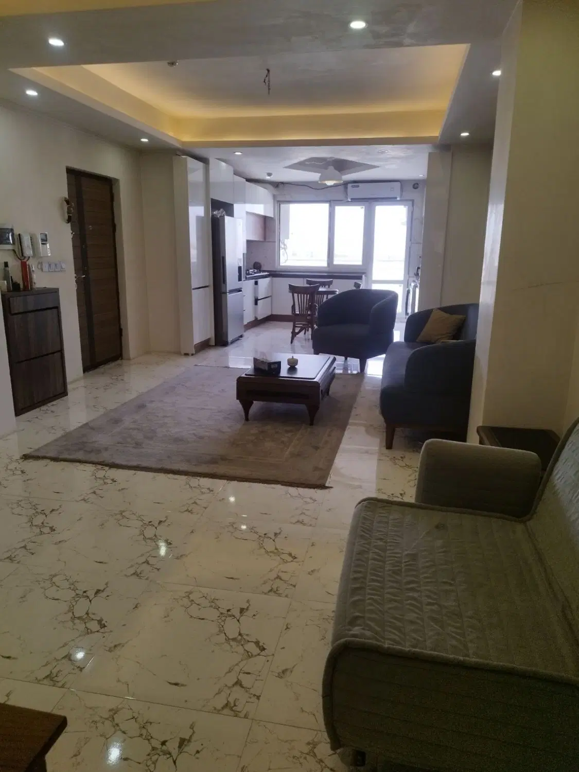۹۰ متر ۲ خواب طبقه ۲ فول امکانات