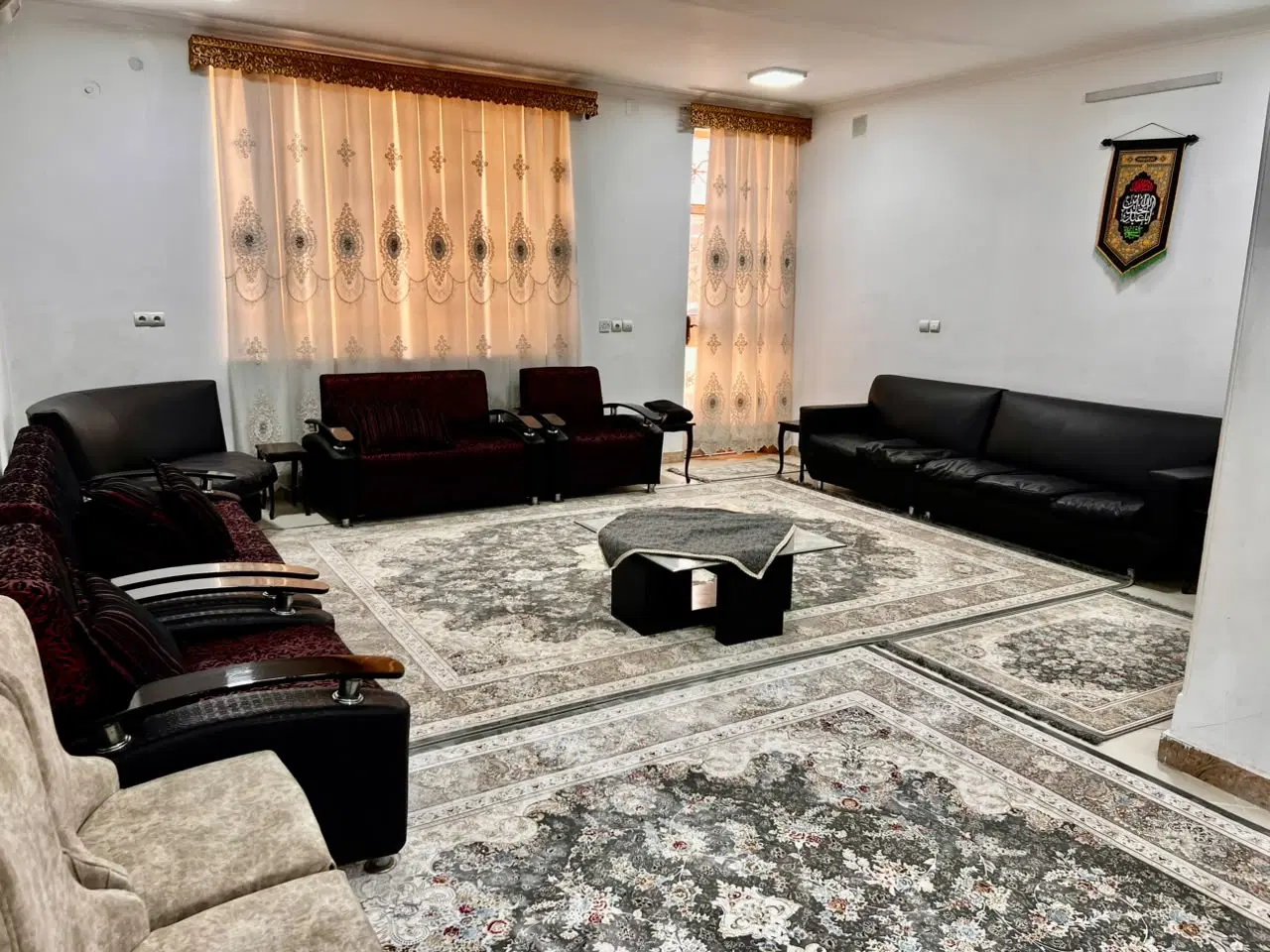 110 متر سه خواب خ اردیبهشت