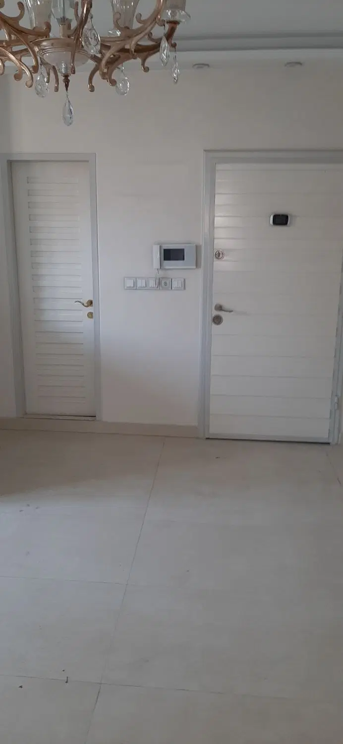 ۷۰ متر دوخوابه بازسازی شده