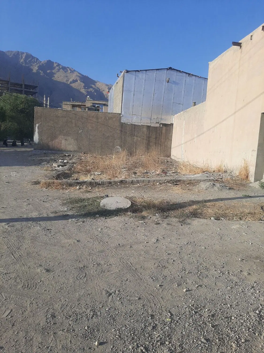 زمین ۱۱۲متری تعاون ۲