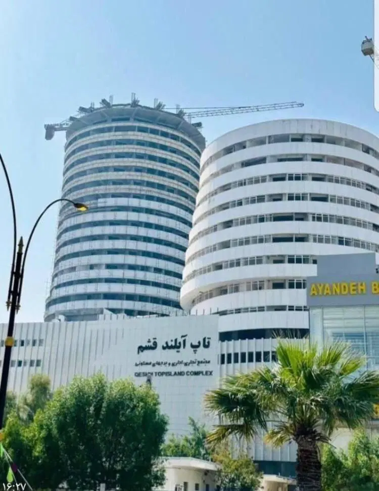 آپارتمان مسکونی در برج تاپ‌ آیلند قشم