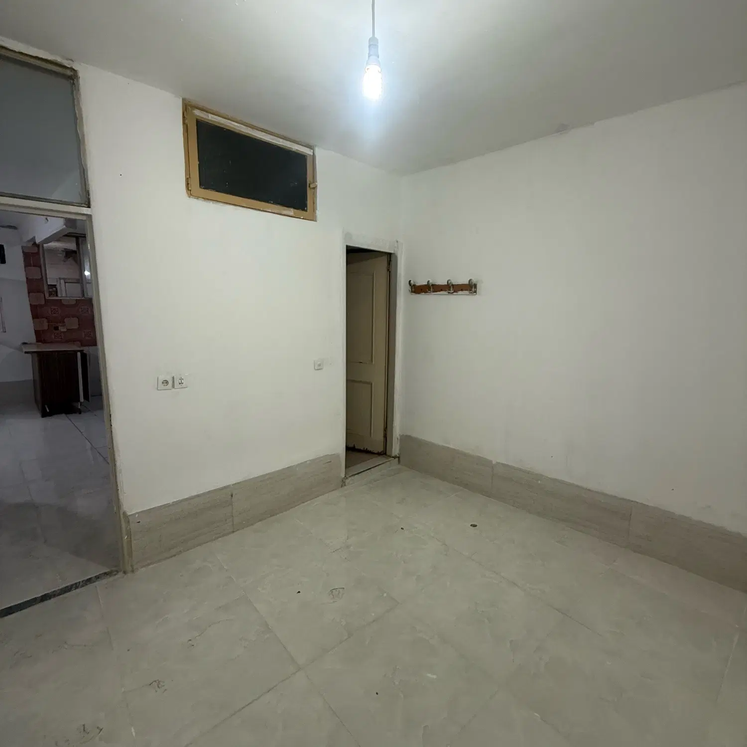 حیاطی ۷۸ متری دو خوابه