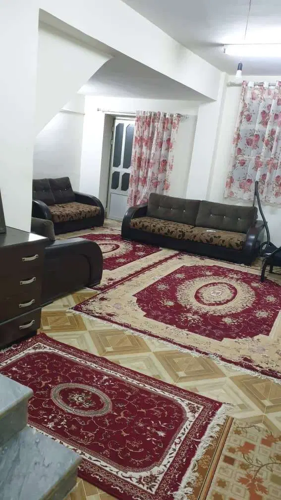 ویلایی . داخل شهر رشت فول امکانات