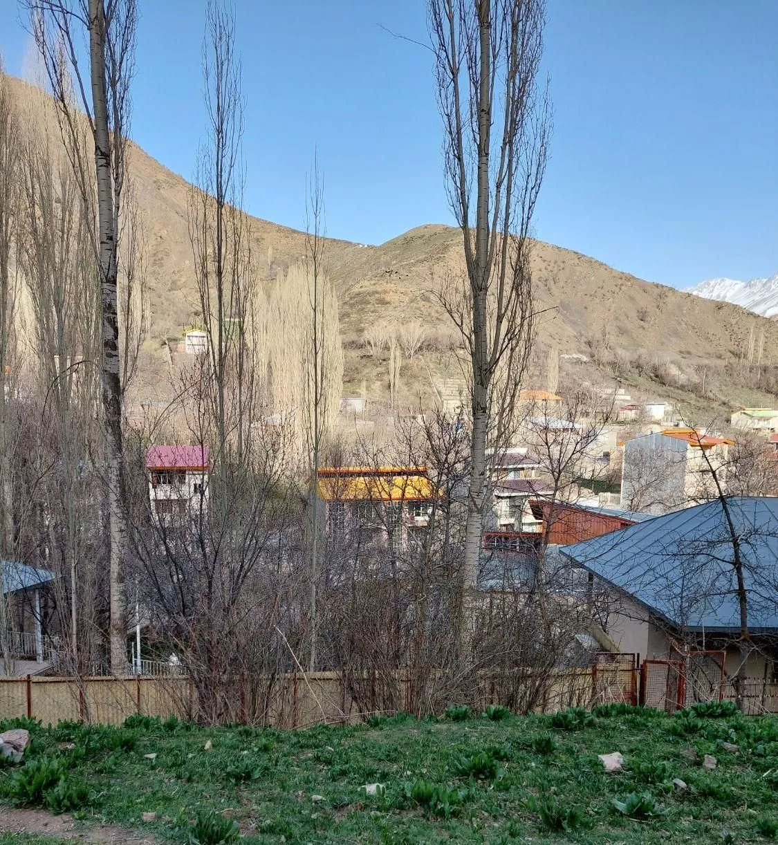 زمین فشم آبنیک سندتک برگ آب برق گاز تلفن