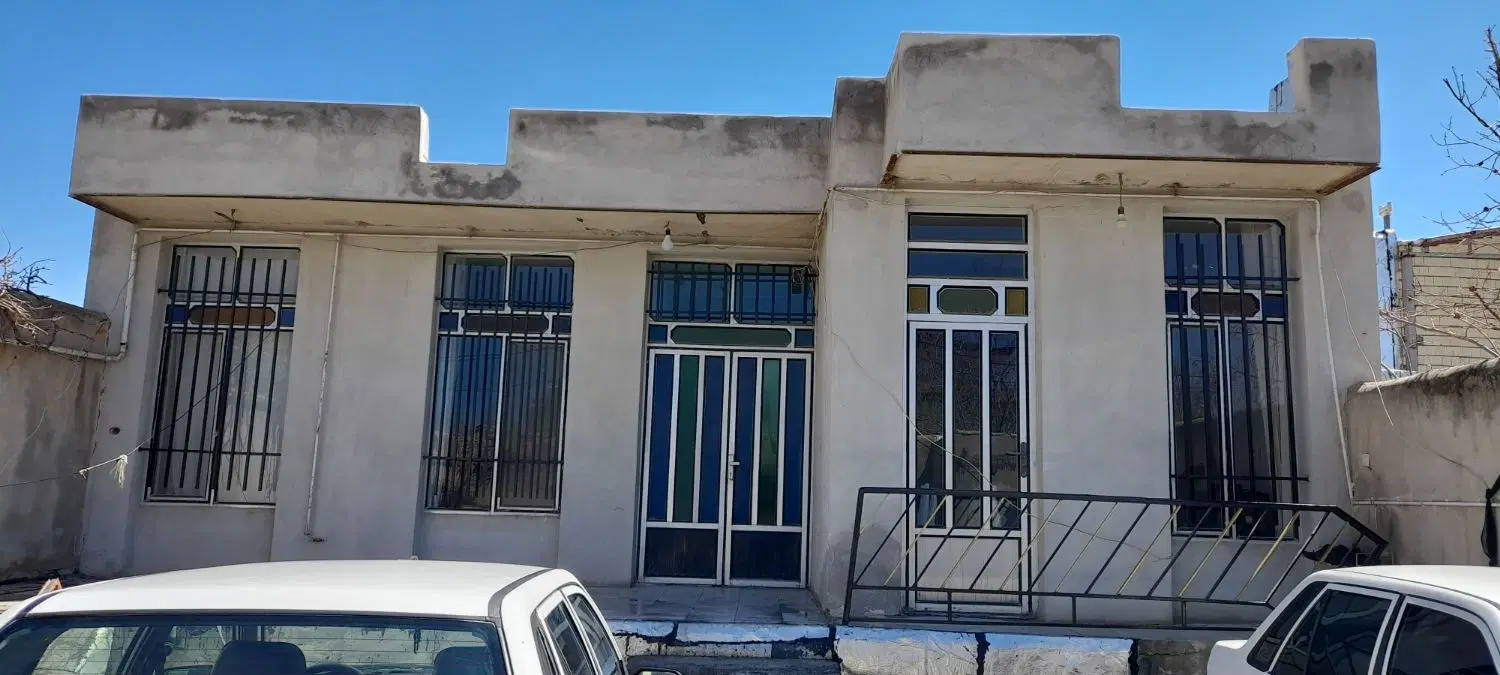 خانه ویلایی شهرک شهید عسگری (گاوانه)