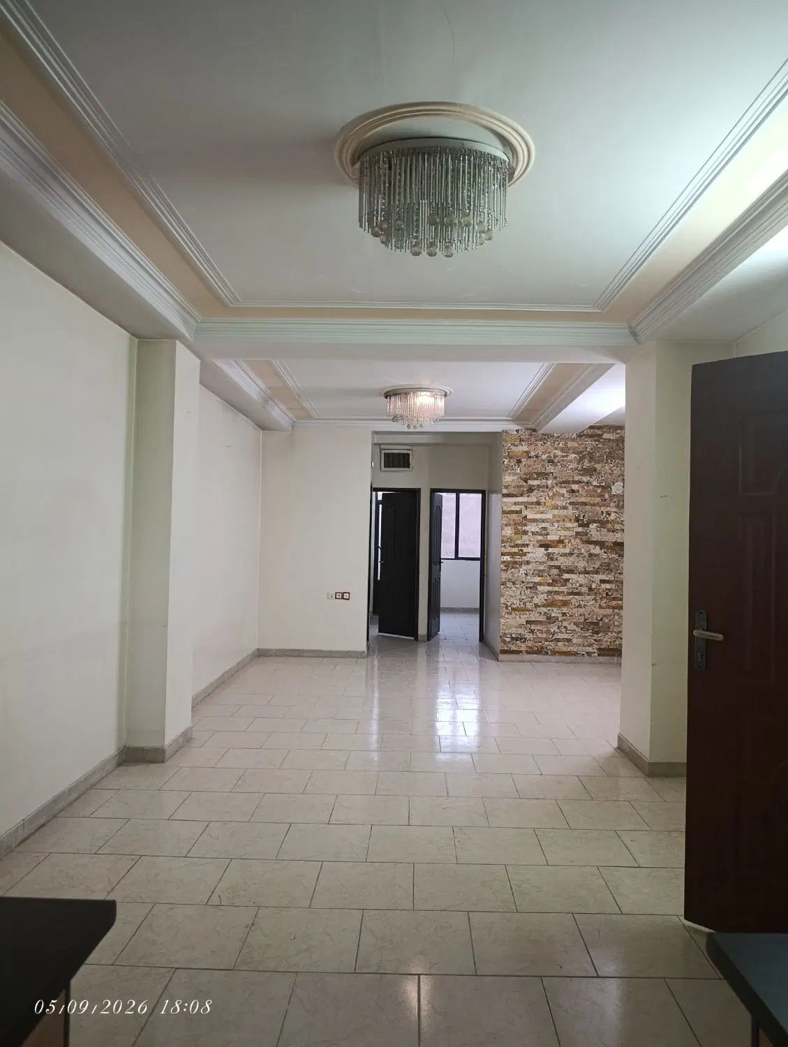 اجاره واحد ۷۵ متری دو خواب پارکینگ دار