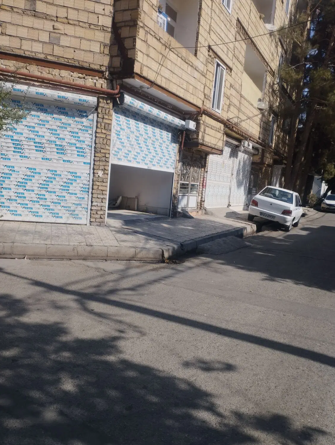 مغازه ۲۴متر سر نبش