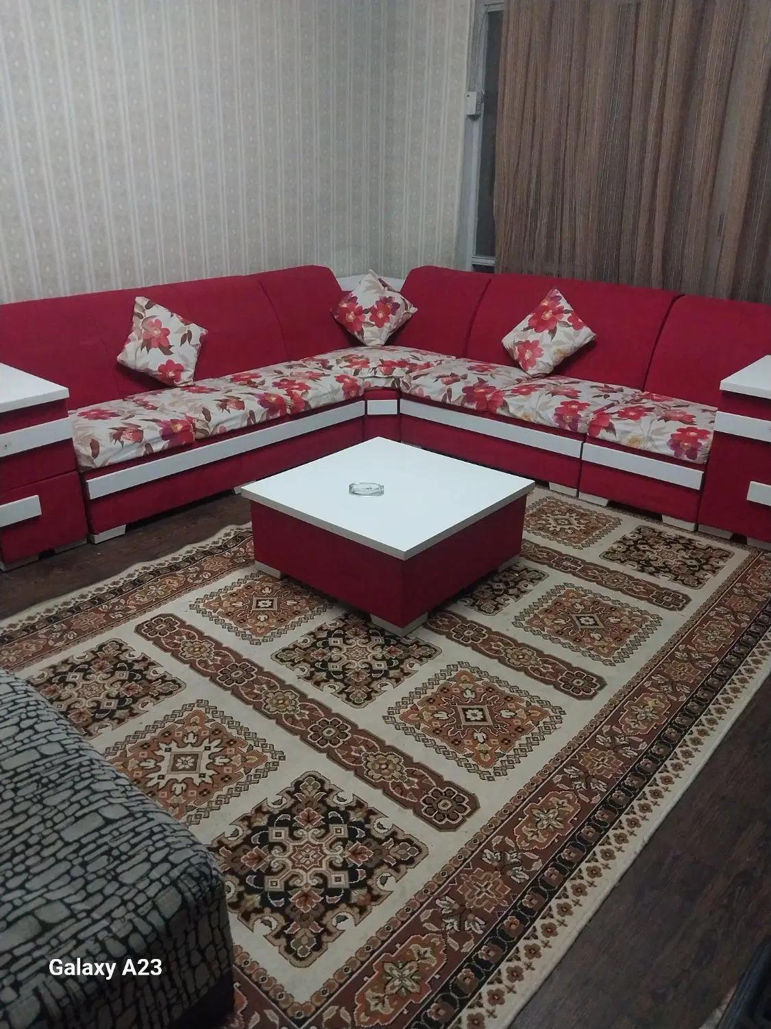 اجاره روزانه سوییت آپارتمان دو خوابه نزدیک مترو