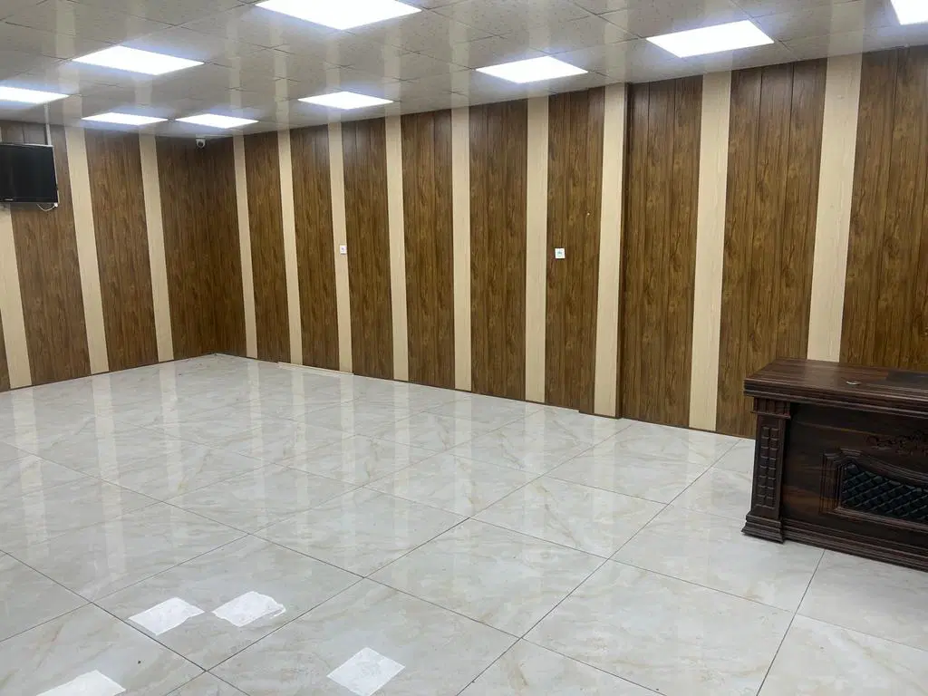 ۲۰ متر مغازه دهم فروردین بر خ شیوا