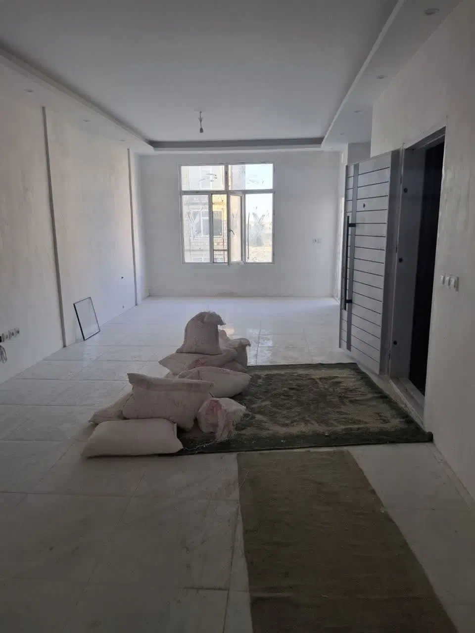 آپارتمان ۱۰۷متری مهندسی ساز